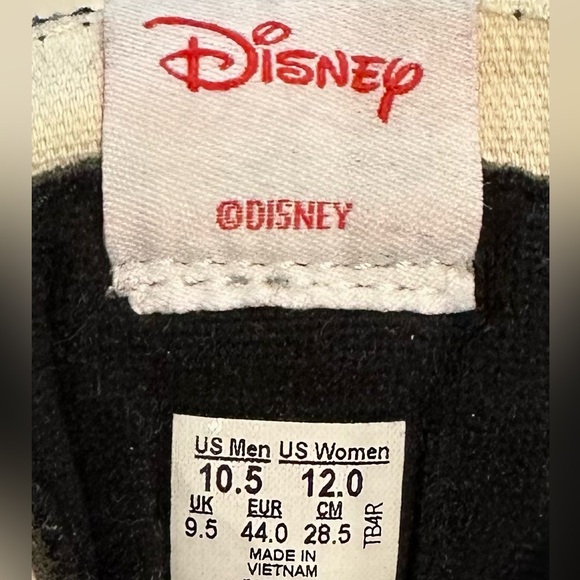 Limited Edition Vans Disney Sk8-HI Mickey & Friends - Picture 9 of 10